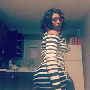 Meet your Posher, Vanessa